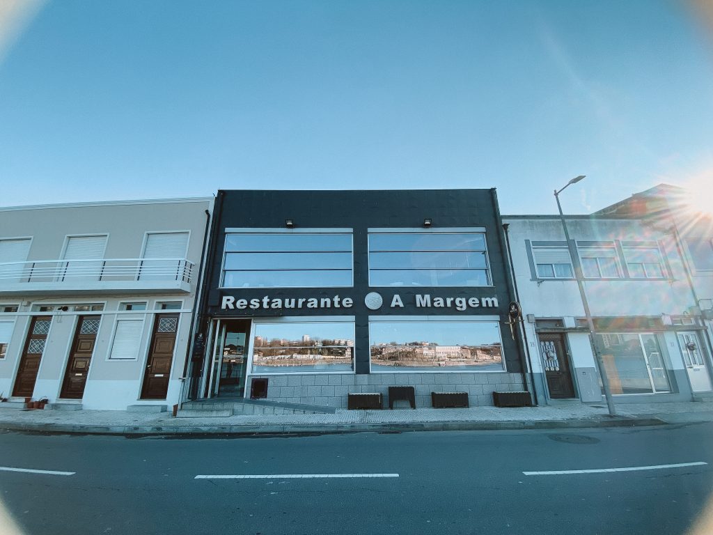 Restaurante A Margem na Rua da Praia, 18 - Vila Nova de Gaia